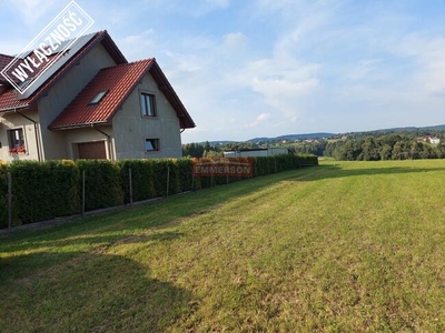 Na sprzedaż działka z pozwoleniem na budowę !