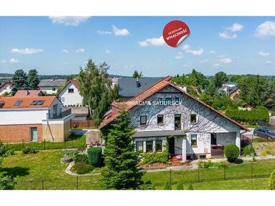 Dom na sprzedaż 201,26 m², oferta nr BS4-DS-295662-11