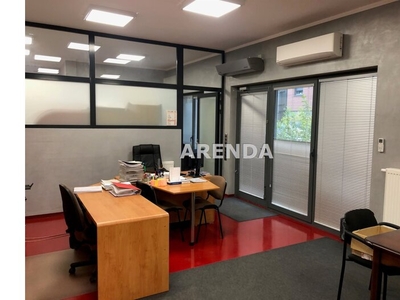 Lokal użytkowy na sprzedaż 67,00 m², oferta nr ARE-LS-100503