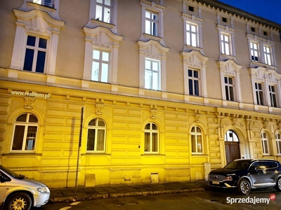 Stare Podgórze Plac Getta mieszkaniec balkonem 1/2 pokoje +k