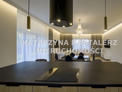 Dom na sprzedaż 194,00 m², oferta nr KMA-DS-492