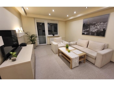 Mieszkanie do wynajęcia 50,00 m², piętro 3, oferta nr BS4-MW-298555-2