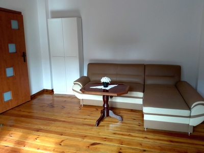 Apartament - 50 m dwa pokoje plus osobna kuchnia