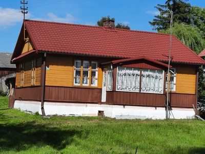 Dom drewniany 80 mkw z działką siedliskową 3500 mkw