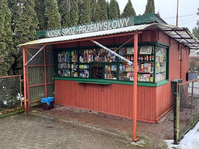 Kiosk spożywczo-przemysłowy wieś Iwięcino (Sianów) z towarem sprzedam