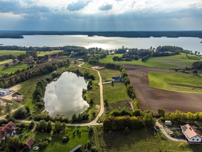 Piękna działka na szlaku jezior