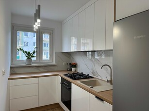 4 pokoje po remoncie | oddzielna kuchnia | 56 m2 | os. Górne