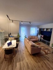 Apartament Dwupoziomowy Przestronny+ super lokalizacja+ dwie łazienki