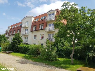 Kameralny budynek,pełen rozkład,balkon.