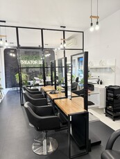 Do wynajecia gabinet salon fryzjerski z wyposażeniem, centrum