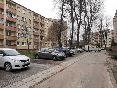 Mieszkanie po remoncie 2pokoje,kuchnia,balkon,piwnica 41m2 sprzedam