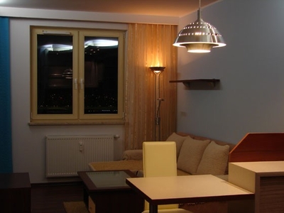 2-pokojowe mieszkanie 3 min od metra Wilanowska