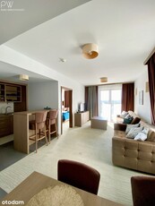 Przestronny apartament z dużym balkonem, przy plaż