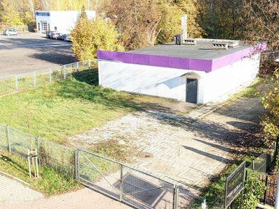 Budynek 143 m2 wolnostojący + działka 1250 m2