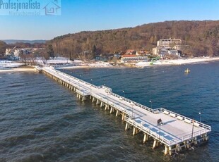 Orłowo;2004r.2 pokoje;balkon;10min.do mola i plaży