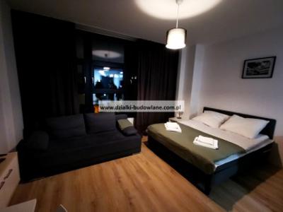 Apartament, Psie Pole