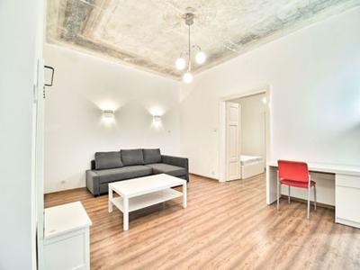 Mieszkanie do wynajęcia 2 pokoje Kraków Stare Miasto, 53 m2, 1 piętro