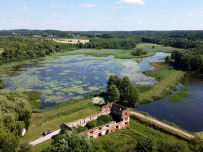 Działka inwestycyjna Celejów