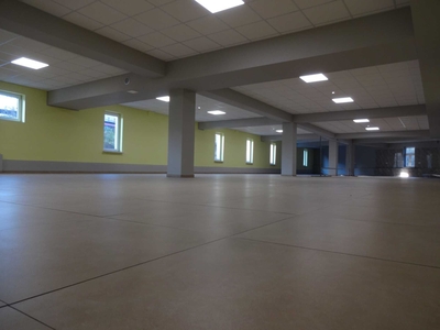 Wynajmę lokal 600m2 Gliwice