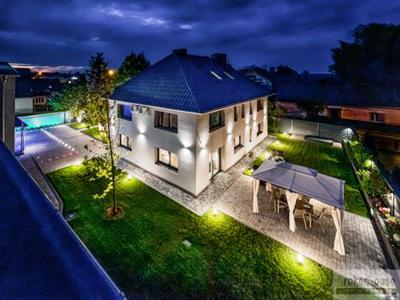 Dom na sprzedaż 11 pokoi Opole, 309,73 m2, działka 1000 m2