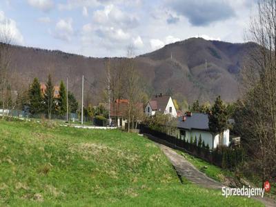 działka widokowa blisko jeziora i gór