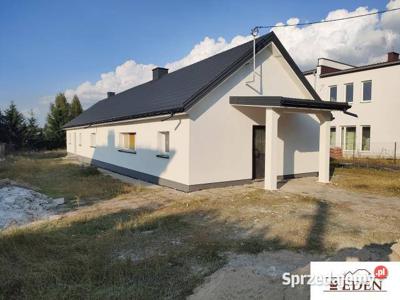 Oferta sprzedaży domu wolnostojącego Wojcieszków 130m2