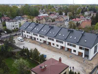 Segment skrajny z garażem!! 135m2 + poddasze 69m2