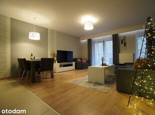 Piękny, duży apartament z balkonem