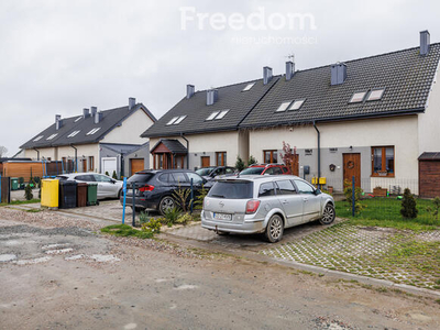 Bliźniak gotowy do zamieszkania w Nowym Tuchomiu