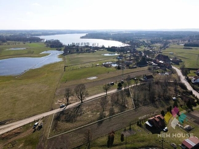 działka w pobliżu jeziora, możliwość zabudowy