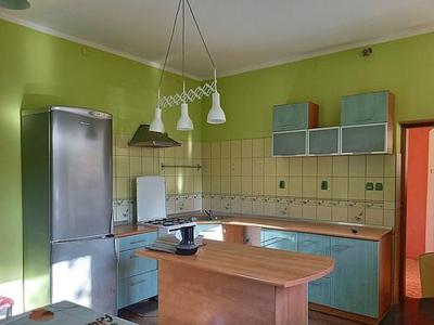 Dom na sprzedaż 9 pokoi Wałbrzych, 300 m2, działka 1239 m2