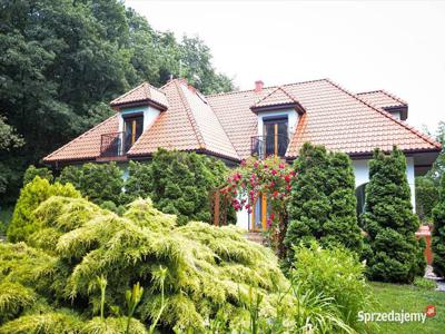 Zębice - bajeczny dom 260m2 z bajecznym ogrodem i basenem