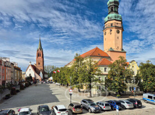 Oława Rynek/mieszkanie 2 pokojowe/piwnica