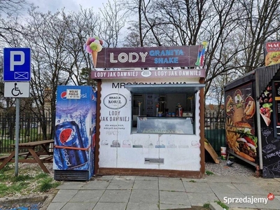 Lokal handlowy budka gastronomiczna przyczepa 3x2,5m lodziarnia biznes