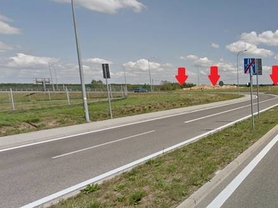 Działka inwestycyjna przy zjeździe z Autostrady A4 w strefie