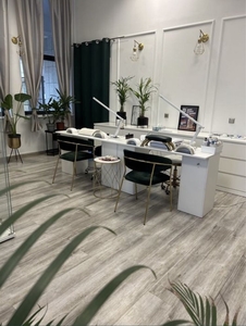 Odstapie SALON KOSMETYCZNY odstępne Salon Manicure Pedicure