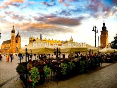 Dom, Rynek Główny