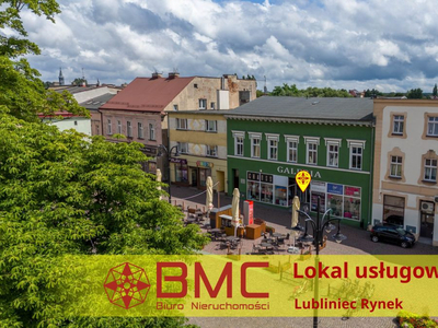 Lubliniec, Plac Konrada Mańki