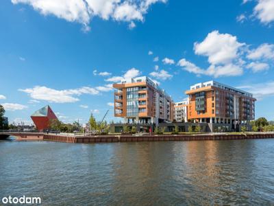 Brabank - Przestronny apartament z garderobą.