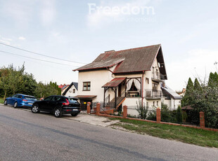 Przestronny, stylowy dom w spokojnej okolicy