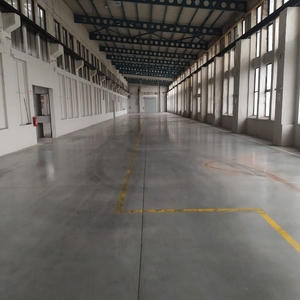 Wynajmę powierzchnię magazynową 1300m2 w Częstochowie