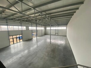 Elewatorska * hale o pow.1000m2 , 630m2