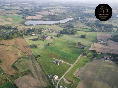 Widok na jezioro/LAS/uzbrojona/ obok przywidza