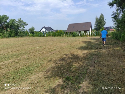 Działka budowlana, uzbrojona, atrakcyjna w Chróstniku