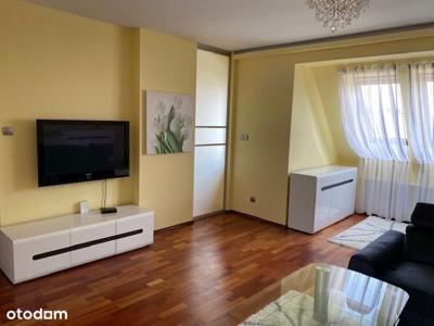 Apartament dwupoziomowy z garażem Górzyskowo