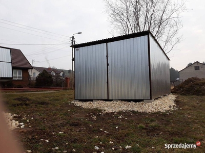 Garaż blaszany ocynkowany brama dwuskrzydłowa 57