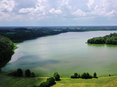 Działka z linią brzegową nad jeziorem Zagnanie