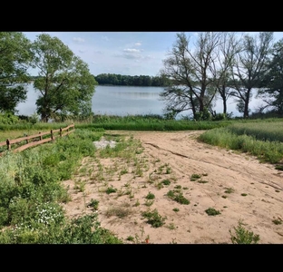 Piękny domek stodoła z linia brzegowa