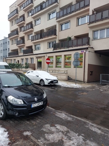 wynajmę lokal handlowy w Zabrzu cena 5000/1 miesiąc