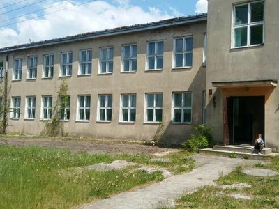 Budynek po szkole